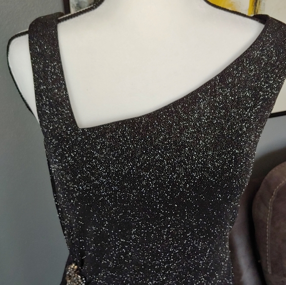 Cachet Dress - Picture 3 of 7